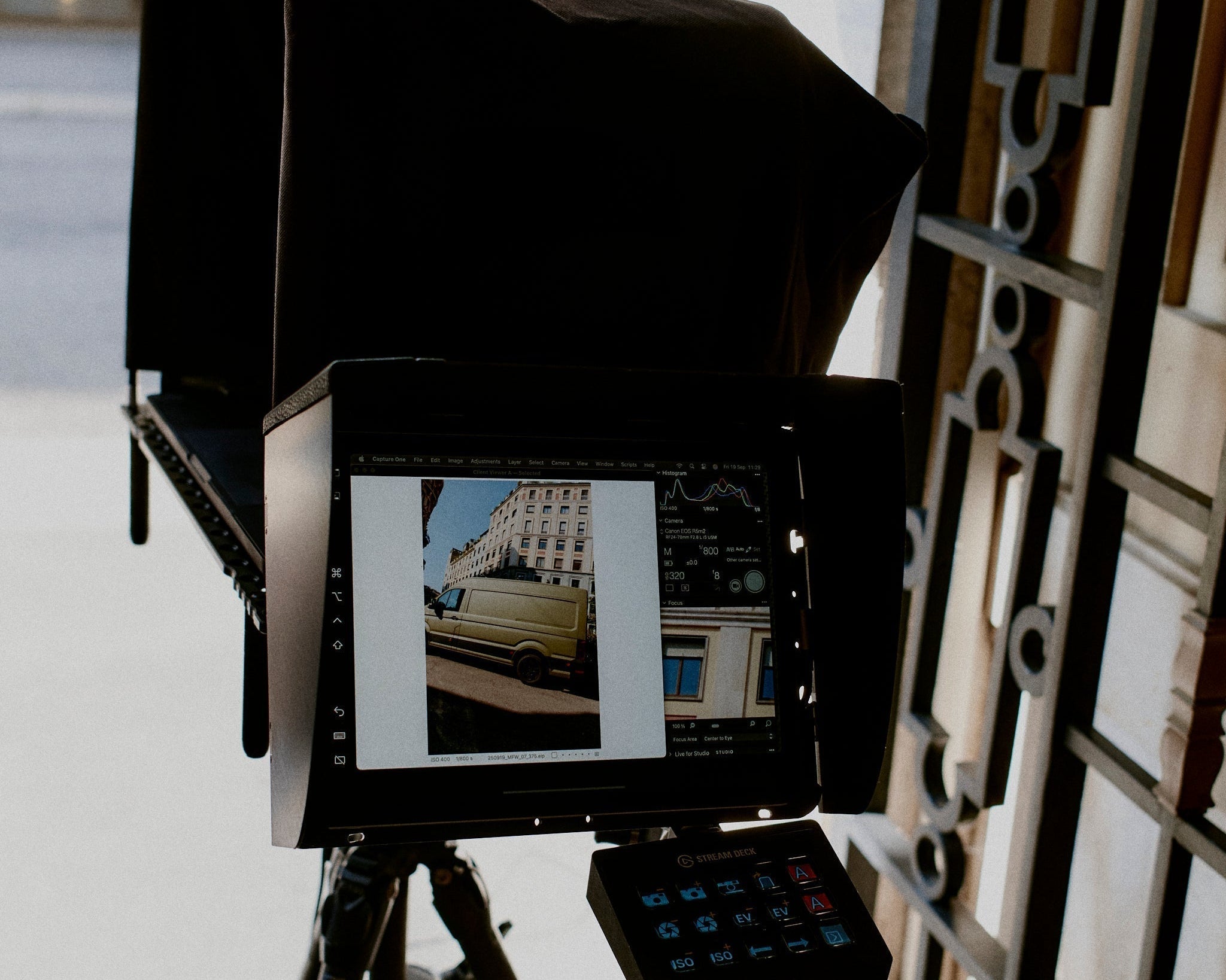 Lightweight iPad Tethering in Milan: My Side-Mounted xLamina Pro Setup