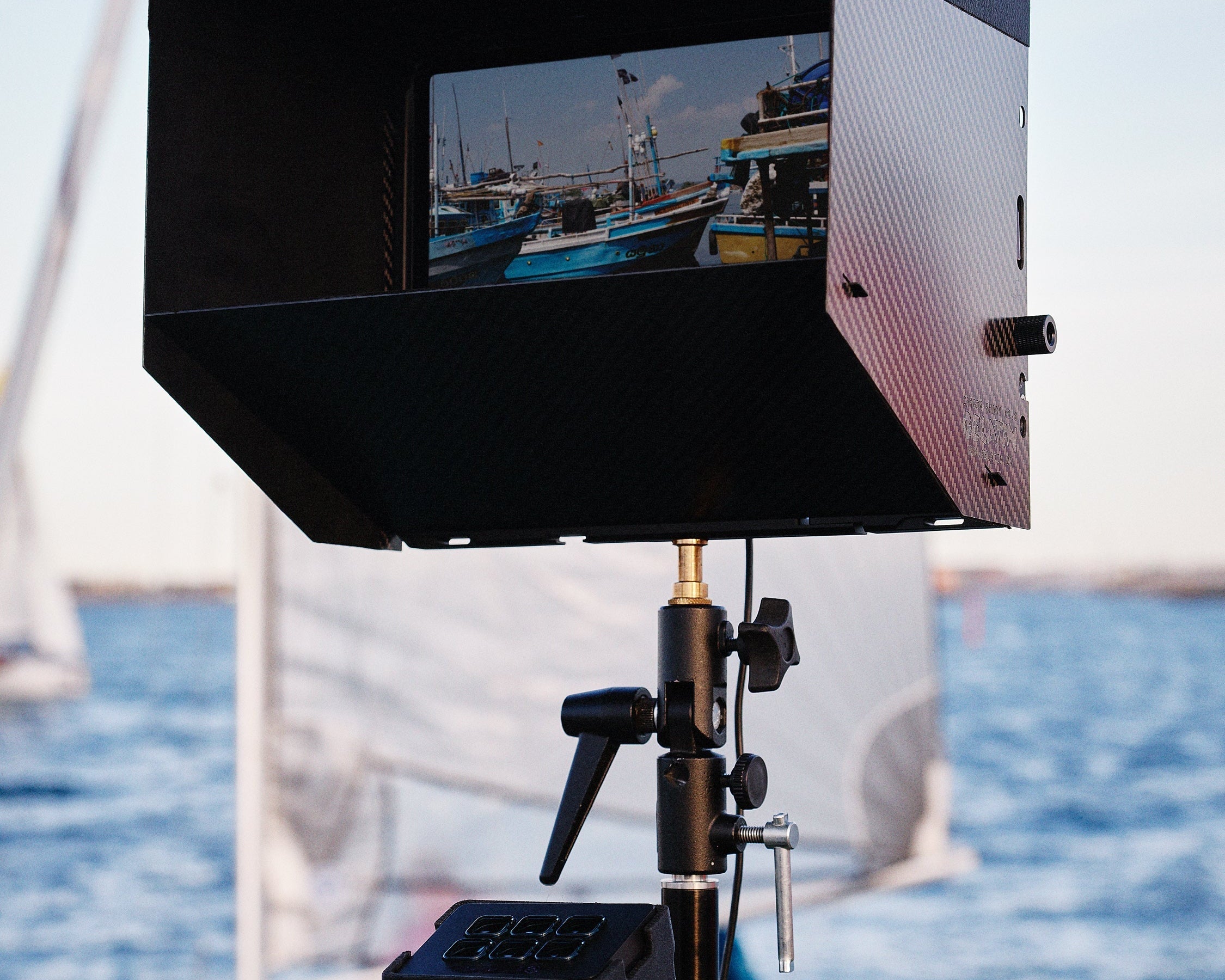 Mounting Guide – Carbon Shade for Accsoon