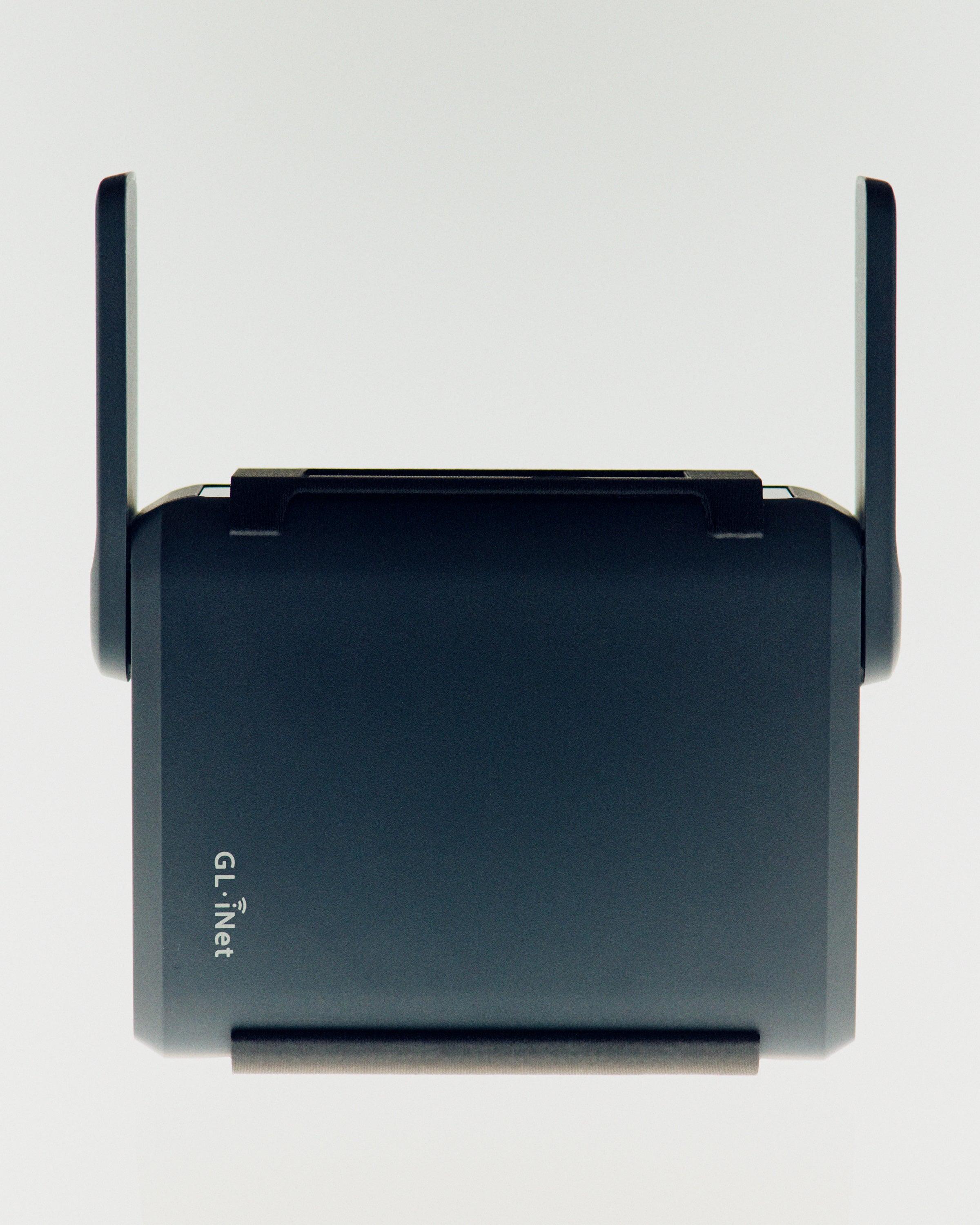 AetherMount - GL.iNet Slate7 (GL-BE3600)