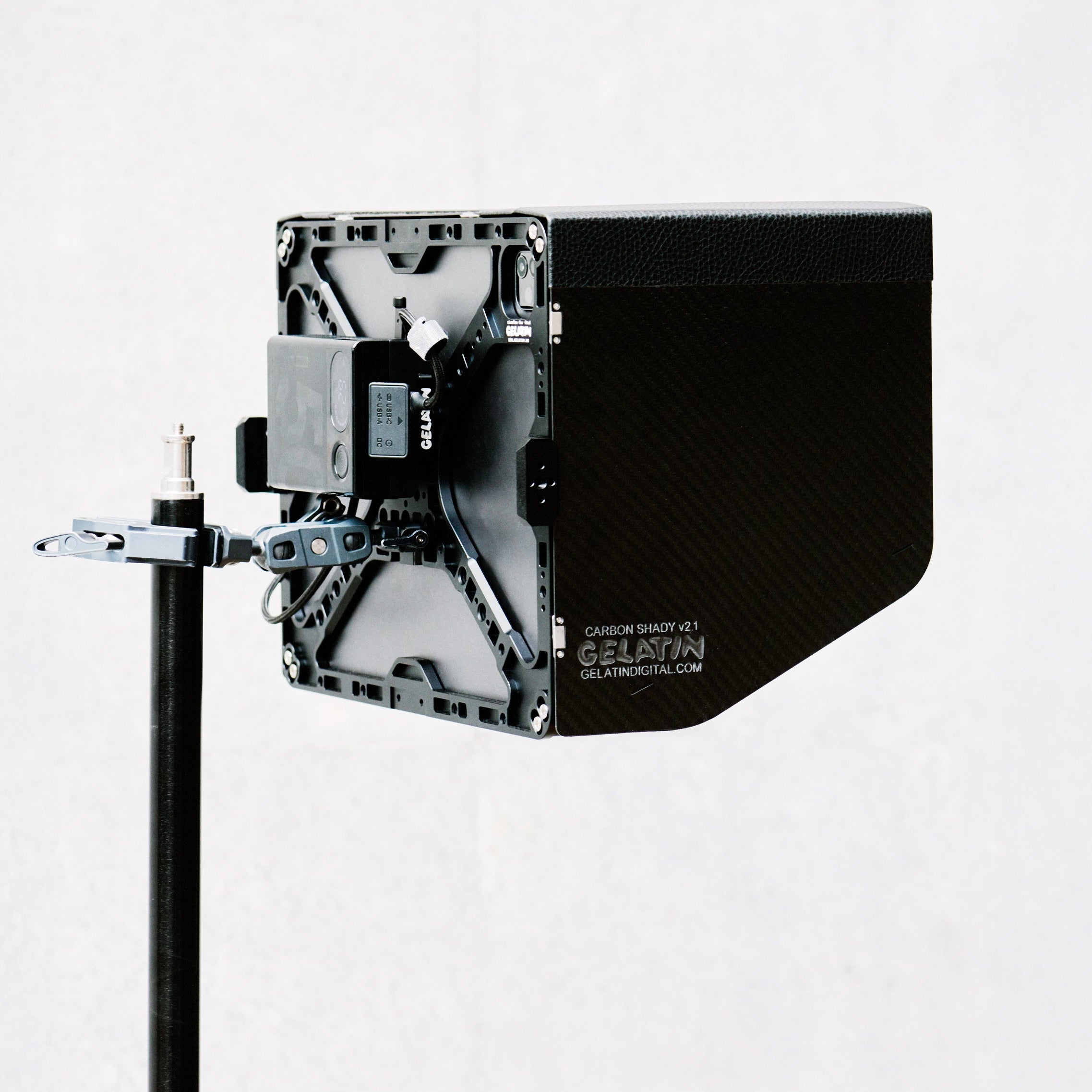 Aluminium plate to mount ipad with carbon fibre sun shade