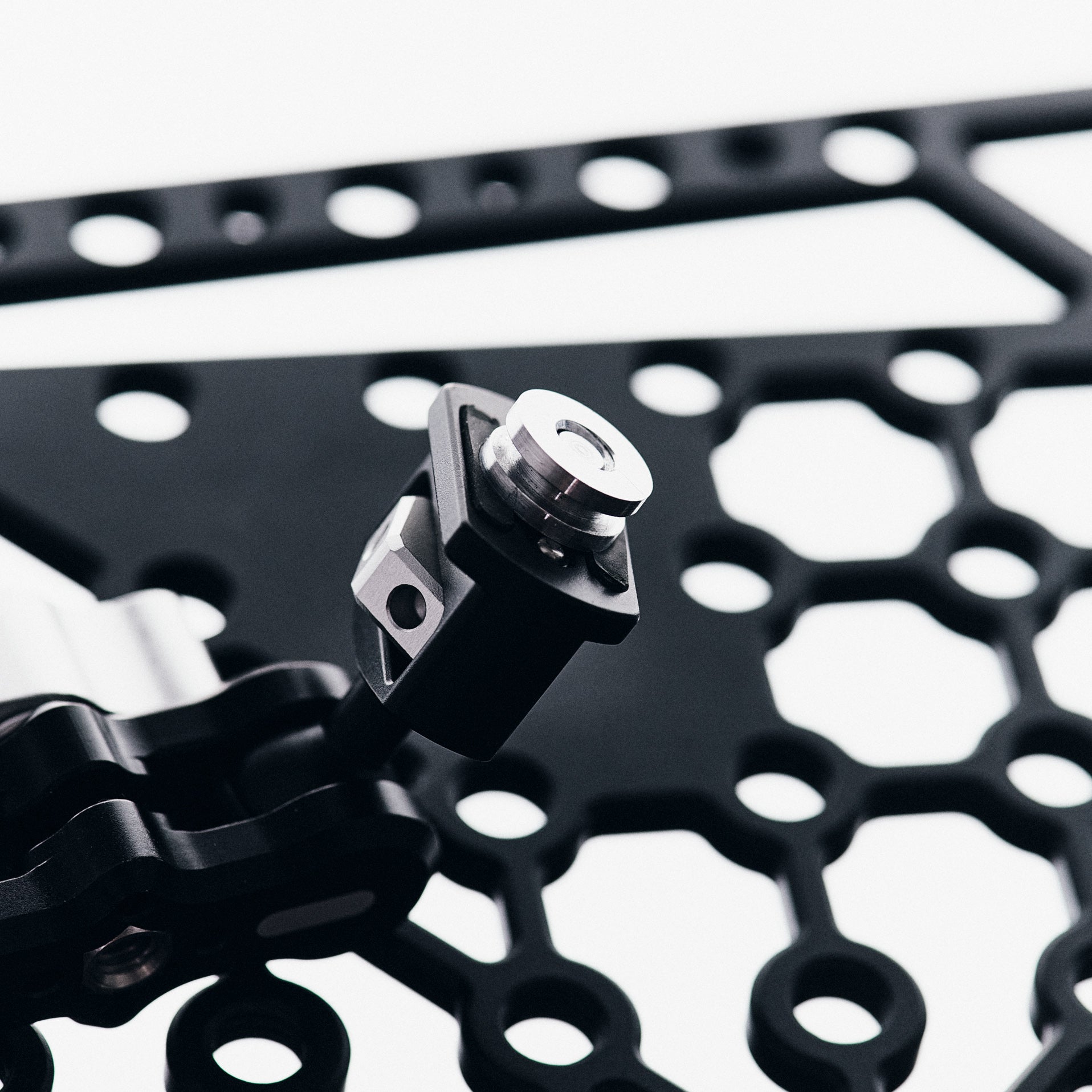 LAMINA ONE - Laptop Plate System (pre-order)