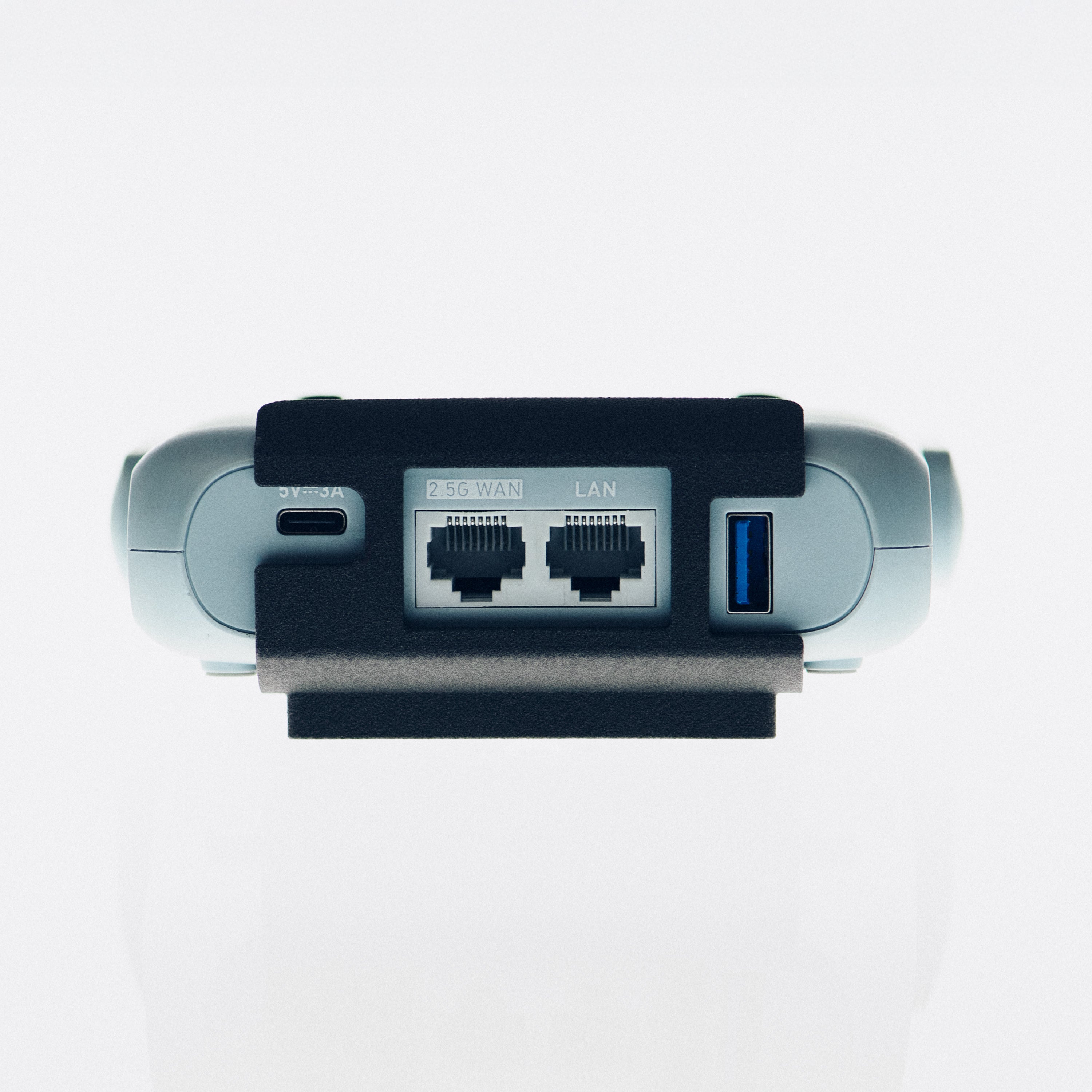 AetherMount — GL.iNet Beryl AX et Beryl 7