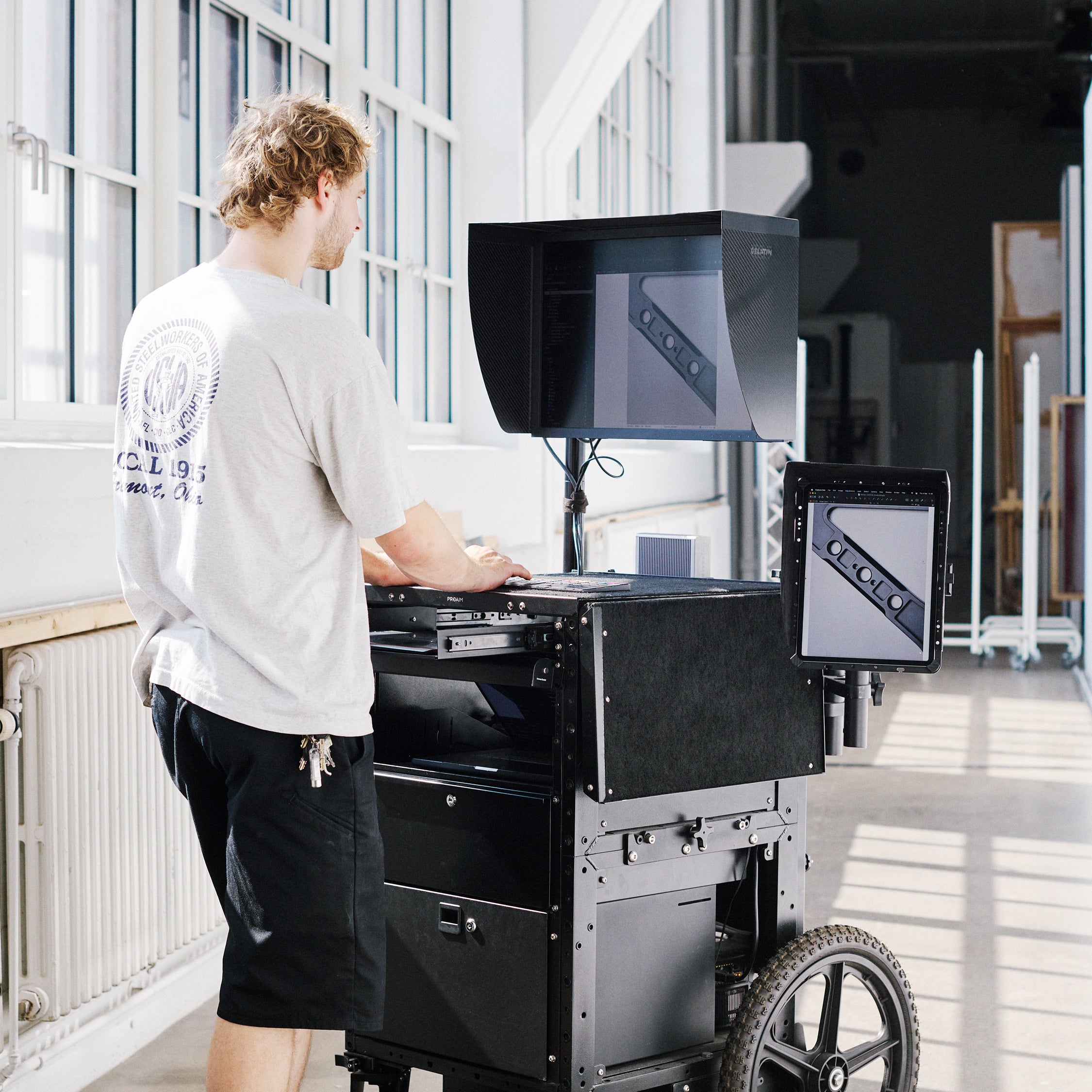 Carbon Shade for EIZO