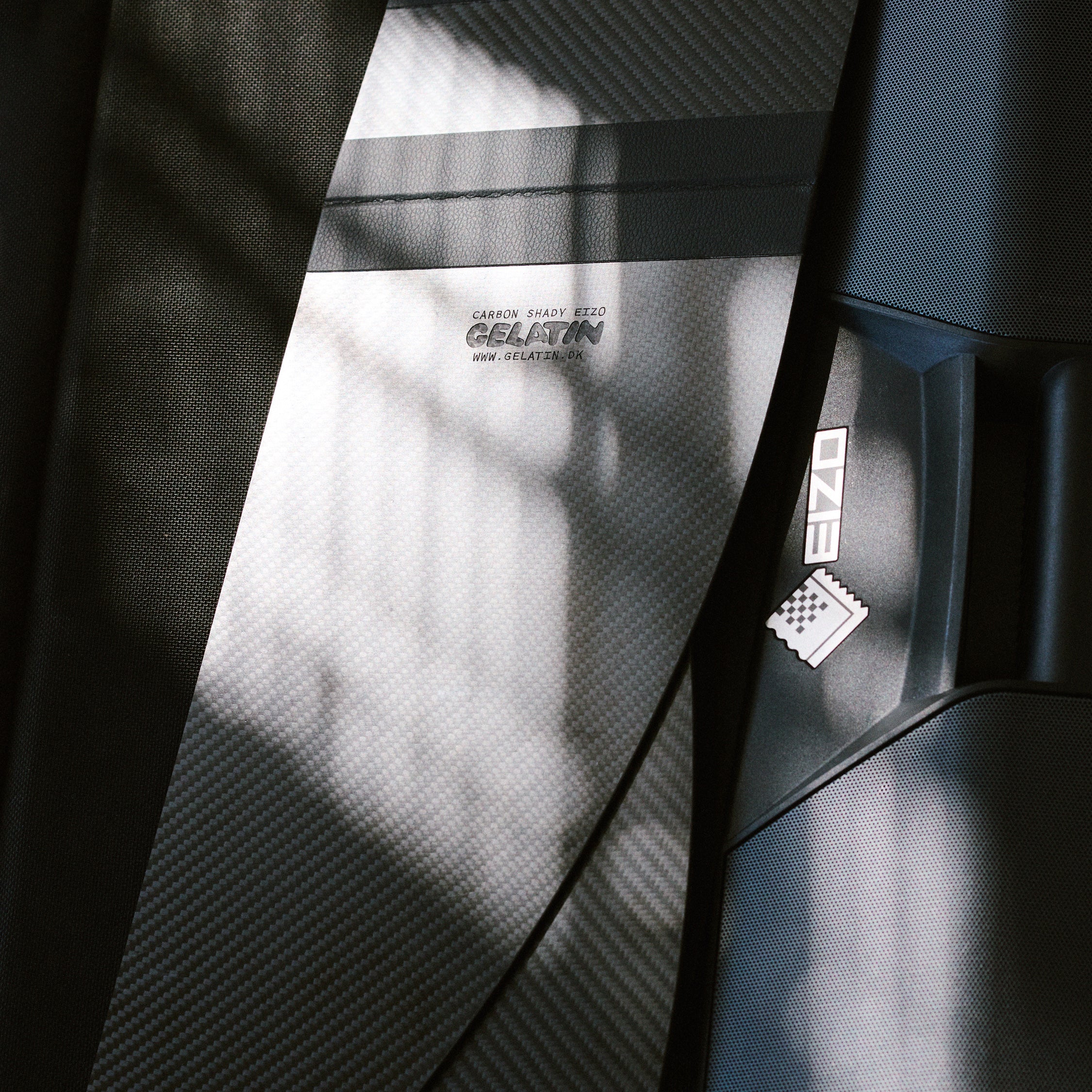 Carbon Shade for EIZO